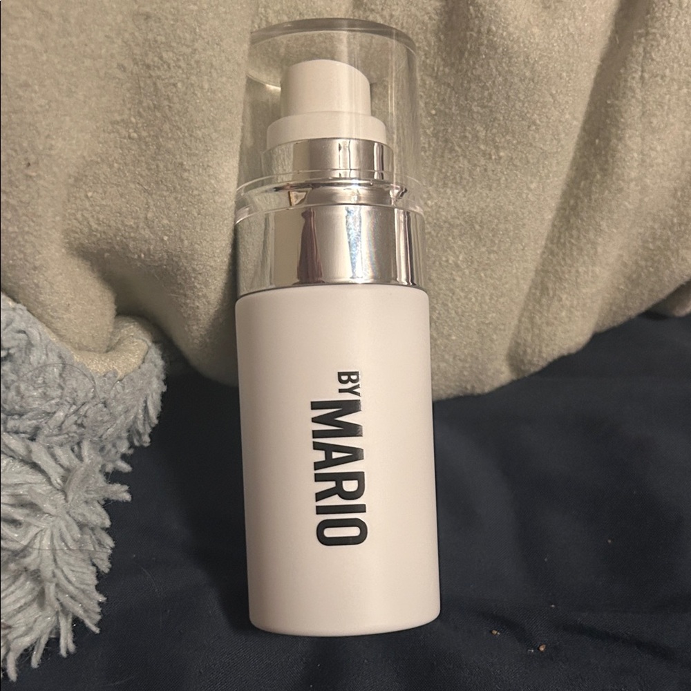 Makeup By Mario Setting Spray - White and Silver